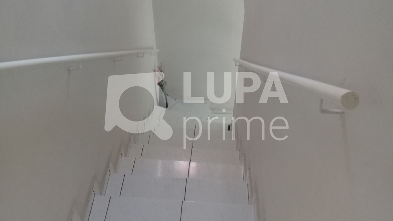 sobrado-venda-sao-paulo-vila-amalia-2dormitorios-3vagas-202m2-LS24707