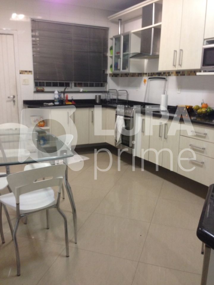 sobrado-venda-sao-paulo-vila-mazzei-3dormitorios-3suites-6vagas-240m2-LS24754