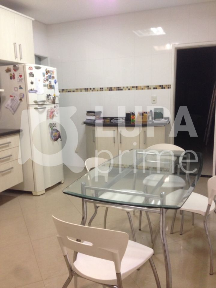 sobrado-venda-sao-paulo-vila-mazzei-3dormitorios-3suites-6vagas-240m2-LS24754