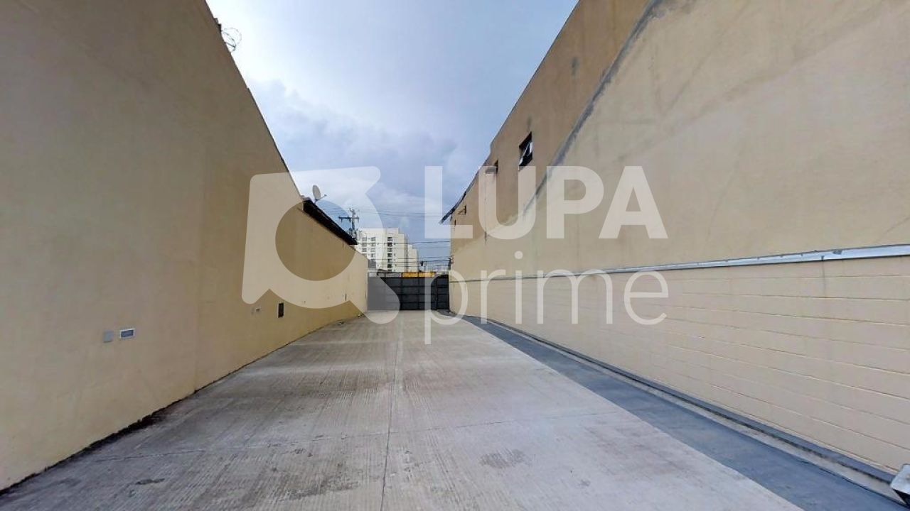 Depósito-Galpão-Armazém à venda, 2600m² - Foto 14