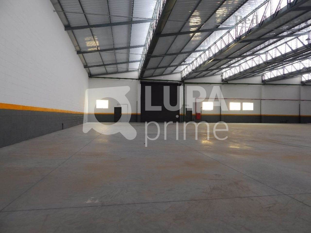 Depósito-Galpão-Armazém à venda, 2600m² - Foto 12