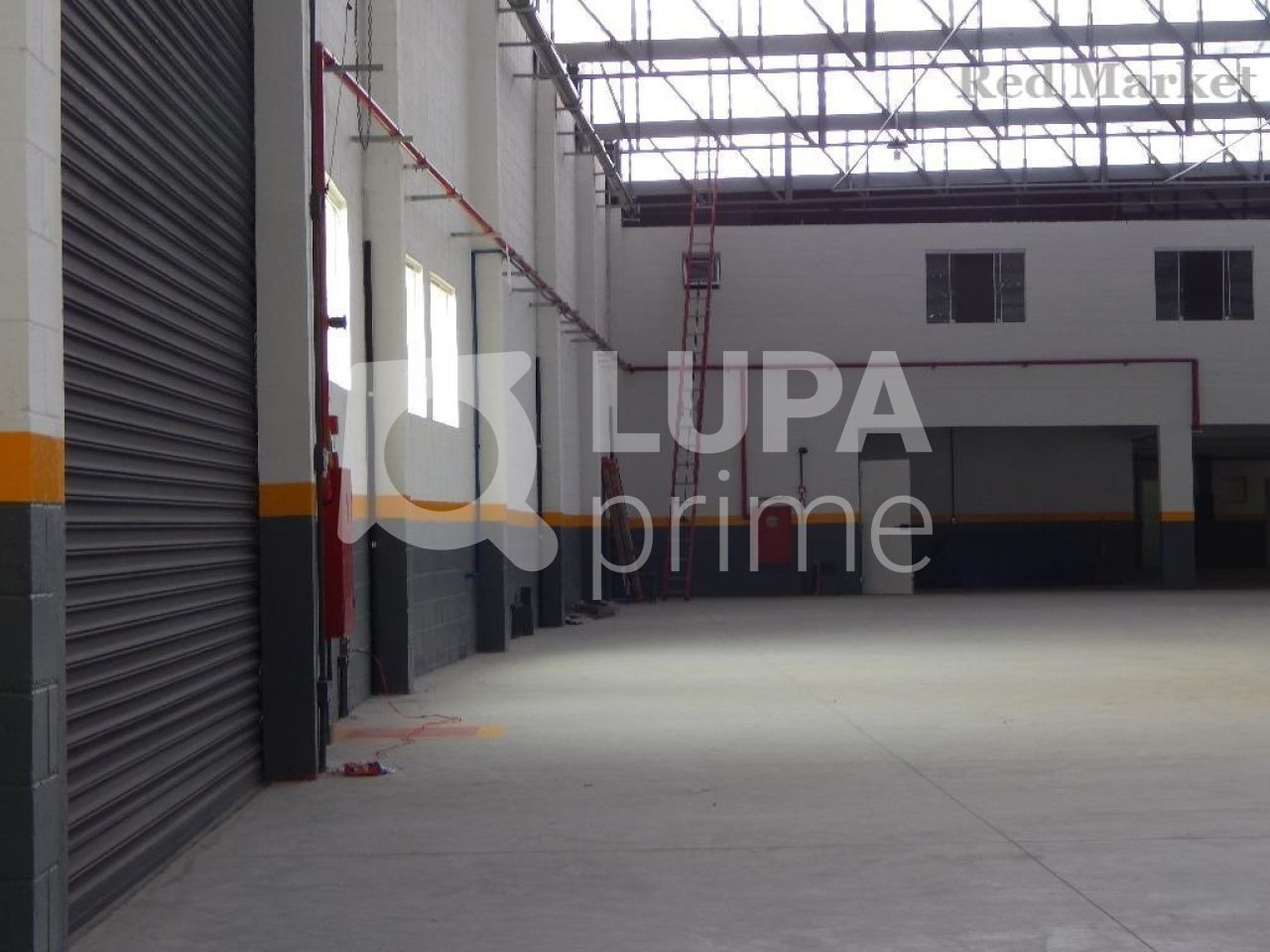 Depósito-Galpão-Armazém à venda, 2600m² - Foto 6