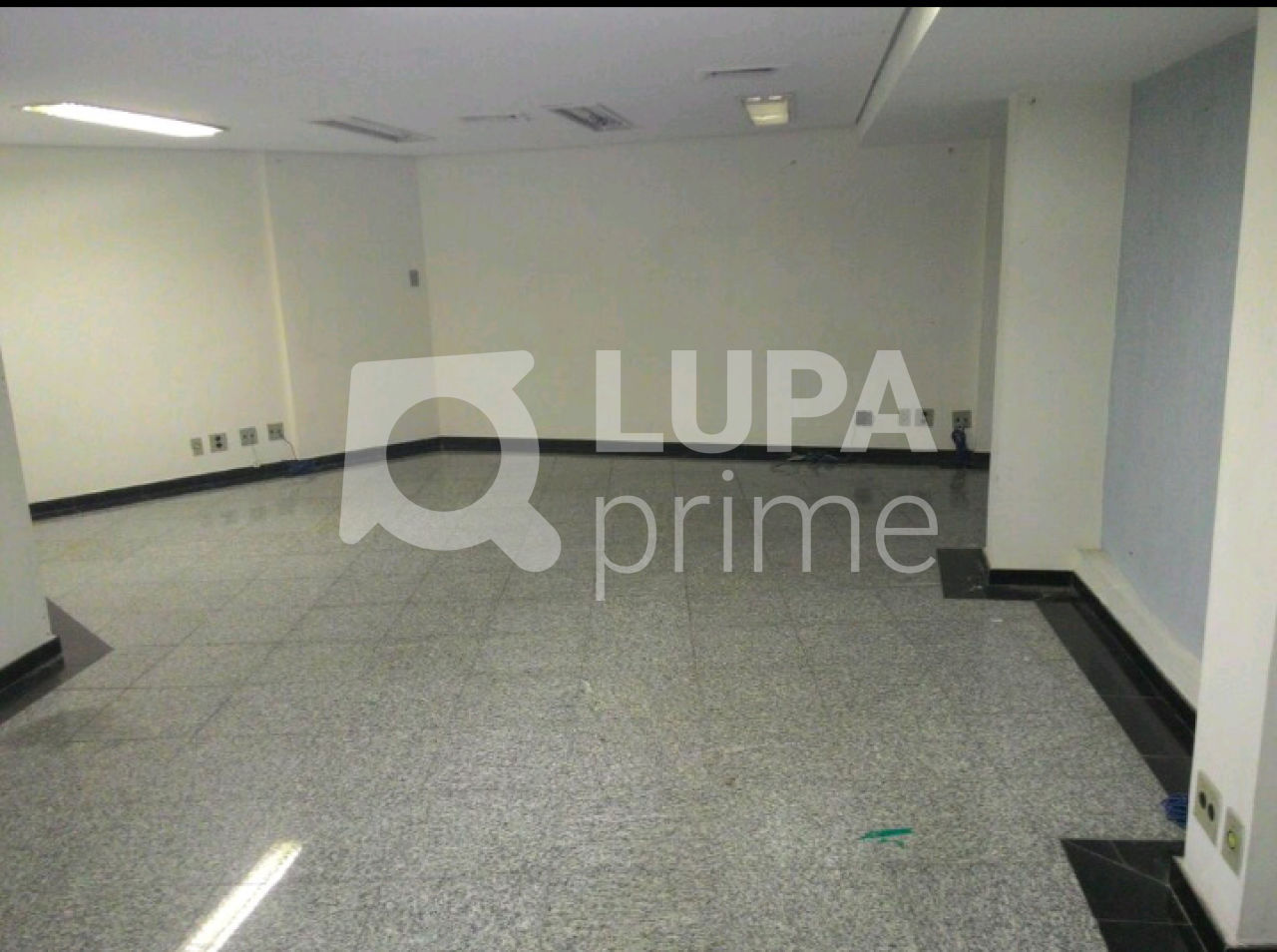 Sala-Conjunto, 220 m² - Foto 1