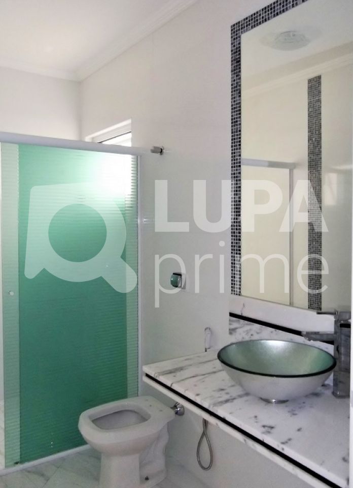 sobrado-venda-sao-paulo-piqueri-3dormitorios-1suite-5vagas-210m2-LS25488