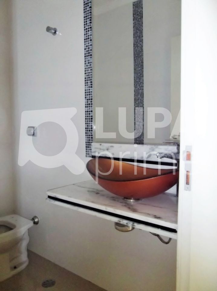 sobrado-venda-sao-paulo-piqueri-3dormitorios-1suite-5vagas-210m2-LS25488