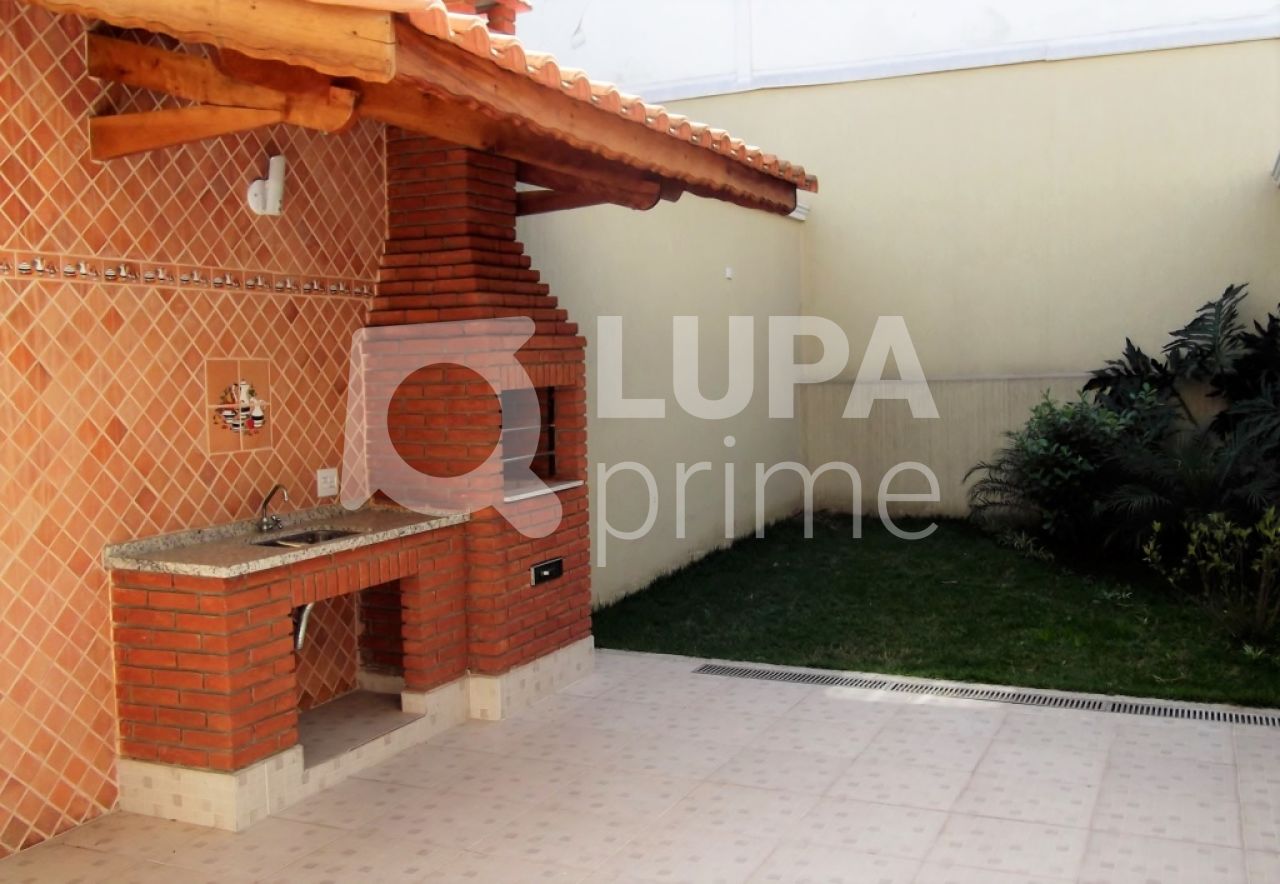 sobrado-venda-sao-paulo-piqueri-3dormitorios-1suite-5vagas-210m2-LS25488