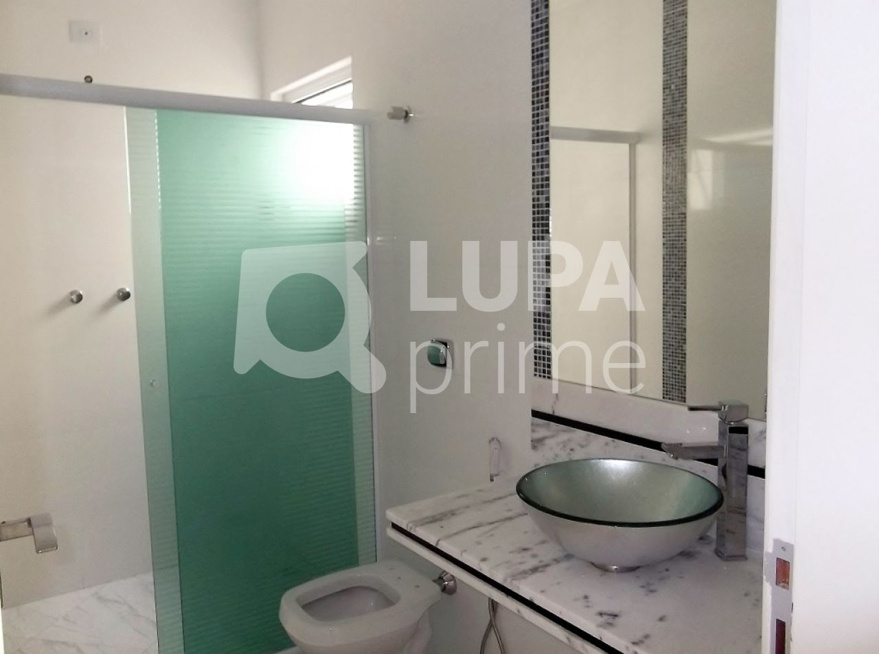 sobrado-venda-sao-paulo-piqueri-3dormitorios-1suite-5vagas-210m2-LS25491