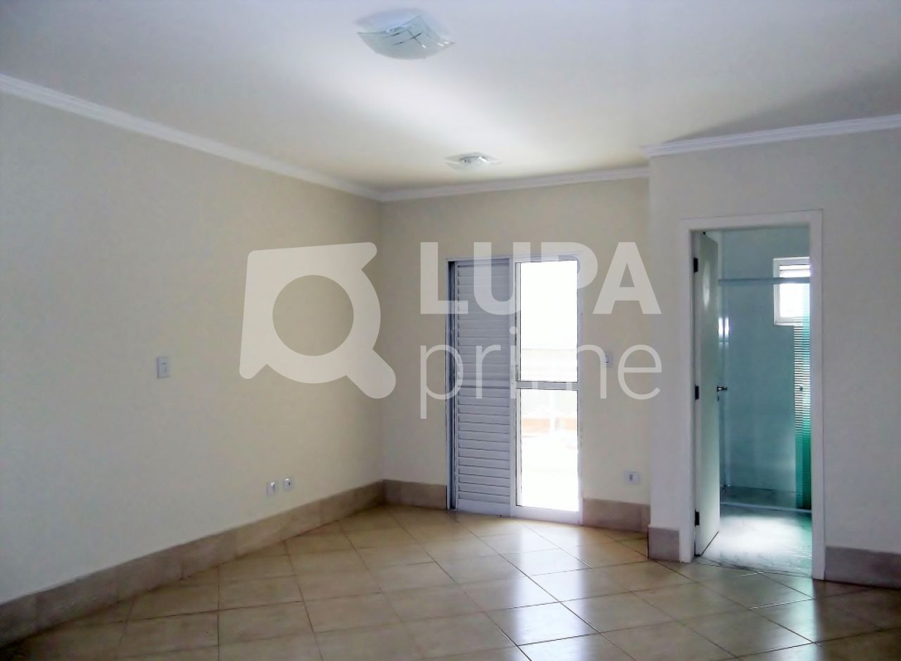 sobrado-venda-sao-paulo-piqueri-3dormitorios-1suite-5vagas-210m2-LS25492