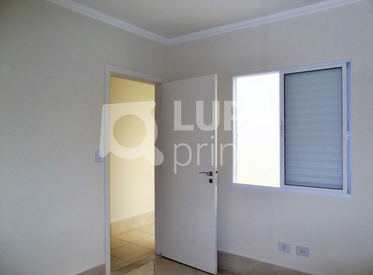 sobrado-venda-sao-paulo-piqueri-3dormitorios-1suite-5vagas-210m2-LS25492