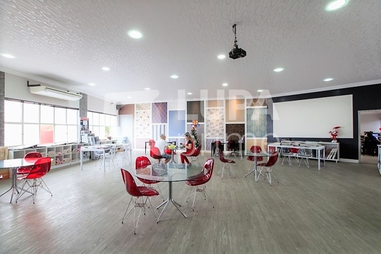 Casa Comercial à venda, 1800m² - Foto 14