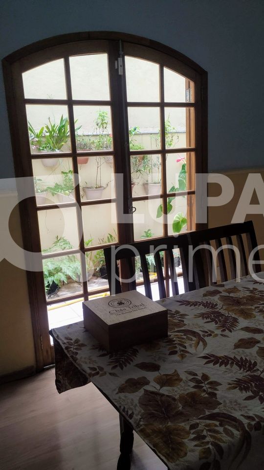 Casa à venda com 3 quartos, 170m² - Foto 9