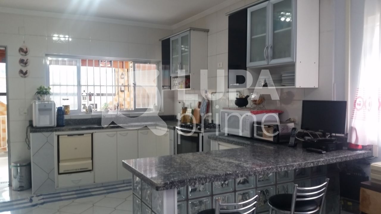 casa-terrea-venda-sao-paulo-jardim-virginia-bianca-4dormitorios-2suites-3vagas-166m2-LS26008