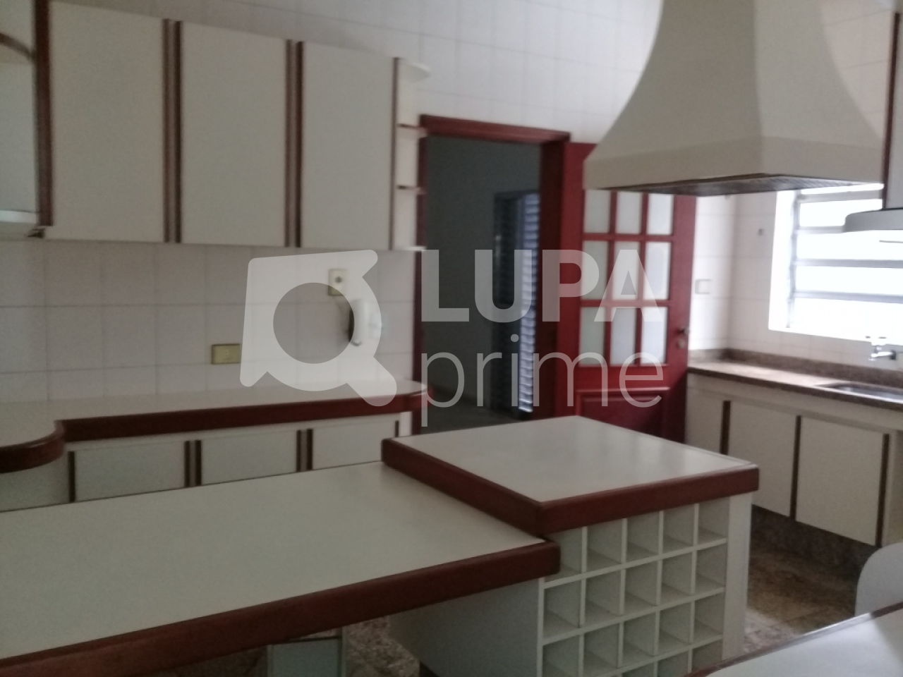 sobrado-venda-sao-paulo-parada-inglesa-3dormitorios-1suite-2vagas-250m2-LS26980