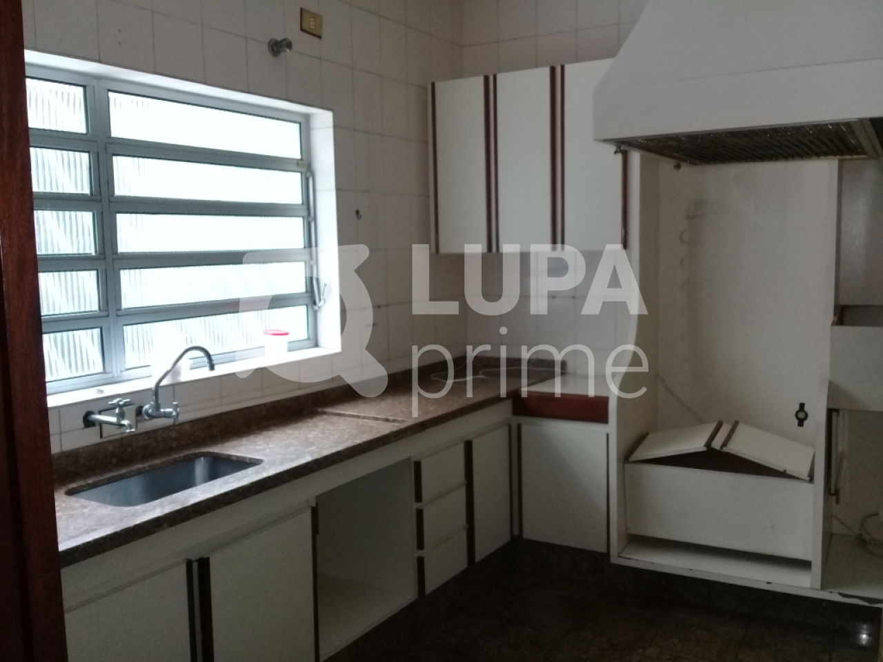sobrado-venda-sao-paulo-parada-inglesa-3dormitorios-1suite-2vagas-250m2-LS26980