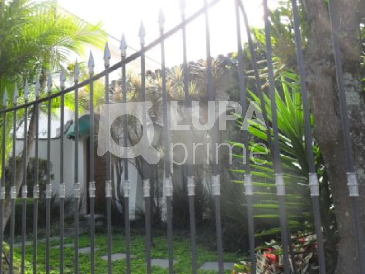 casa-terrea-venda-sao-paulo-tremembe-4dormitorios-1suite-4vagas-250m2-LS2770