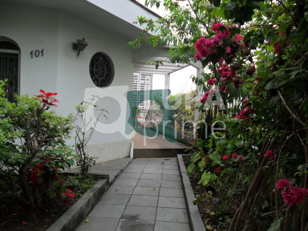 sobrado-venda-sao-paulo-santa-teresinha-2dormitorios-2suites-5vagas-300m2-LS27737