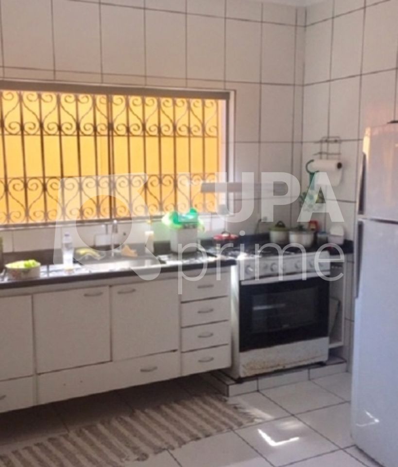 Casa à venda com 3 quartos, 270m² - Foto 7