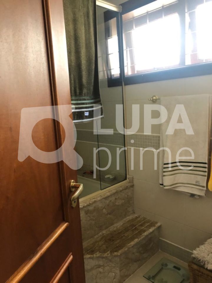 Casa, 4 quartos, 593 m² - Foto 21