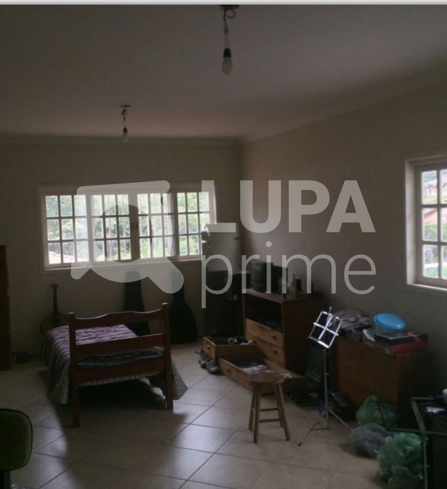 casa-assobradada-venda-sao-paulo-tremembe-3dormitorios-3suites-6vagas-280m2-LS28329