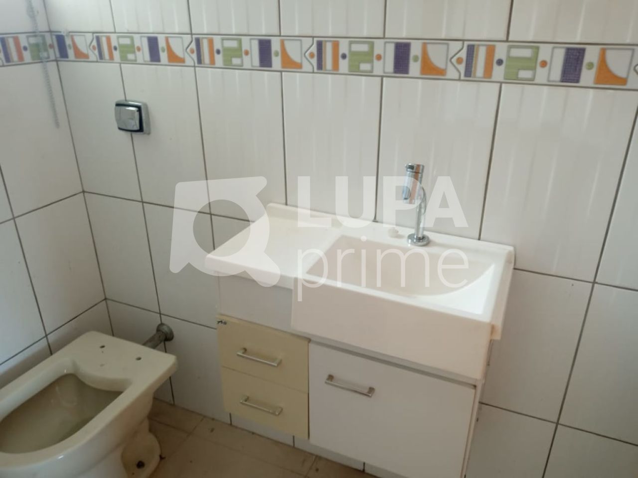 casa-assobradada-venda-sao-paulo-vila-irmaos-arnoni-3dormitorios-3suites-4vagas-243m2-LS28339