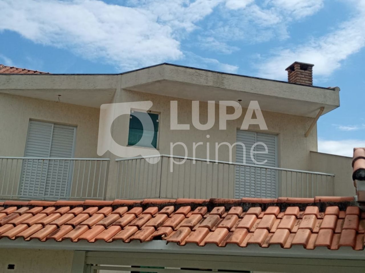 casa-assobradada-venda-sao-paulo-vila-irmaos-arnoni-3dormitorios-3suites-4vagas-243m2-LS28339