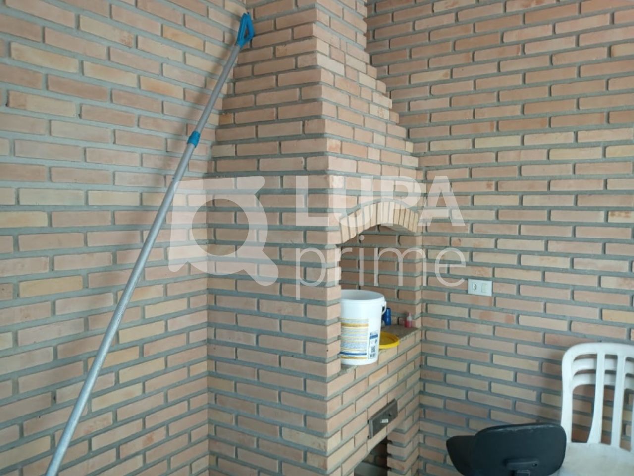 casa-assobradada-venda-sao-paulo-vila-irmaos-arnoni-3dormitorios-3suites-4vagas-243m2-LS28339