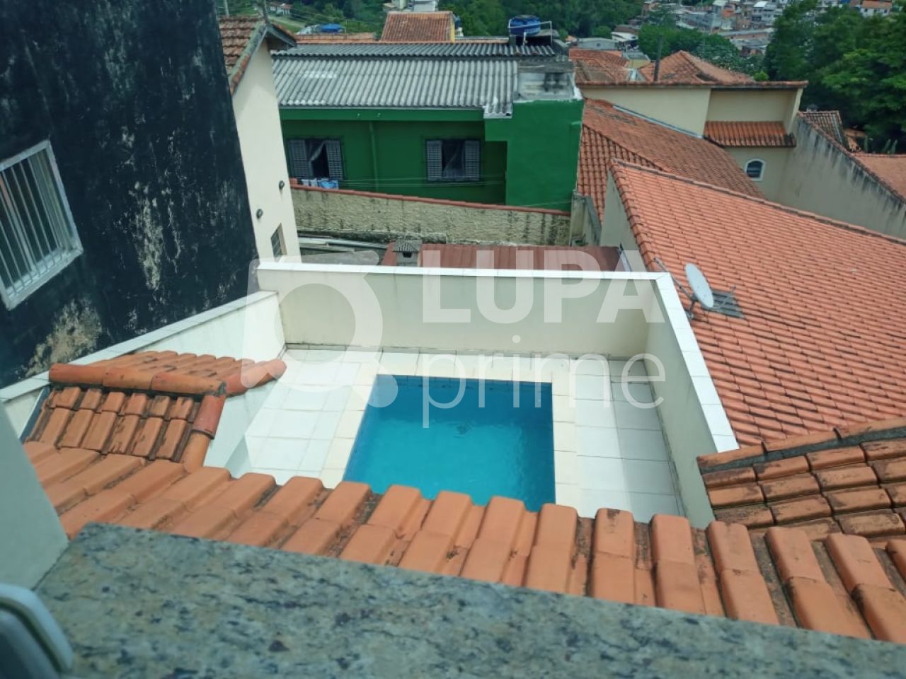 casa-assobradada-venda-sao-paulo-vila-irmaos-arnoni-3dormitorios-3suites-4vagas-243m2-LS28339