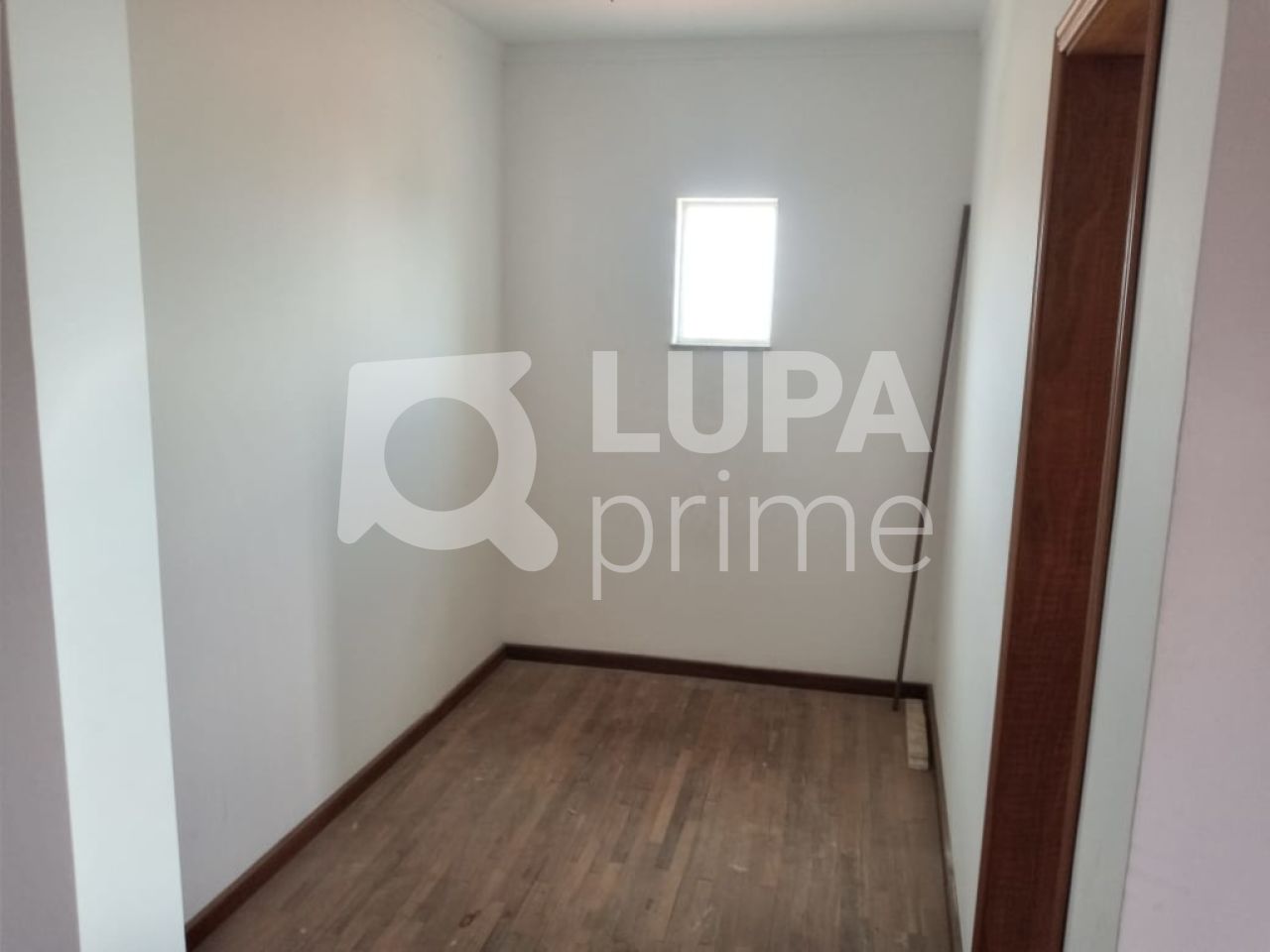 casa-assobradada-venda-sao-paulo-vila-irmaos-arnoni-3dormitorios-3suites-4vagas-243m2-LS28339