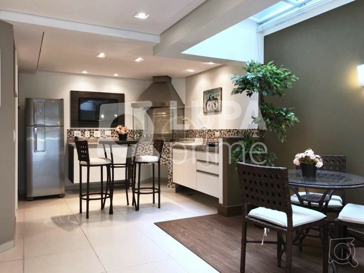 casa-assobradada-venda-sao-paulo-tremembe-4dormitorios-2suites-4vagas-280m2-LS28419