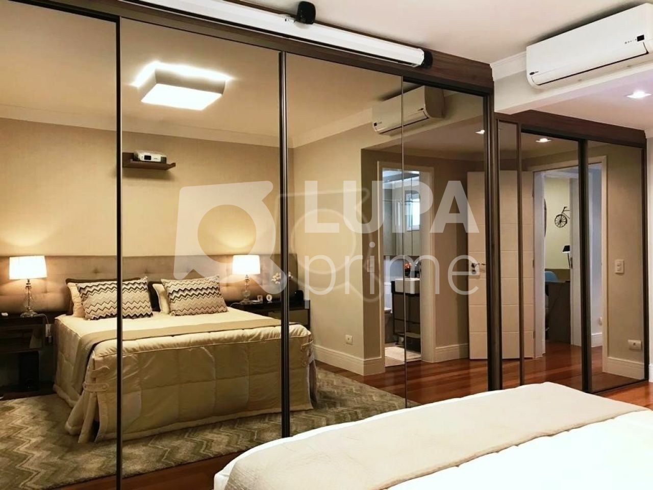 casa-assobradada-venda-sao-paulo-tremembe-4dormitorios-2suites-4vagas-280m2-LS28419