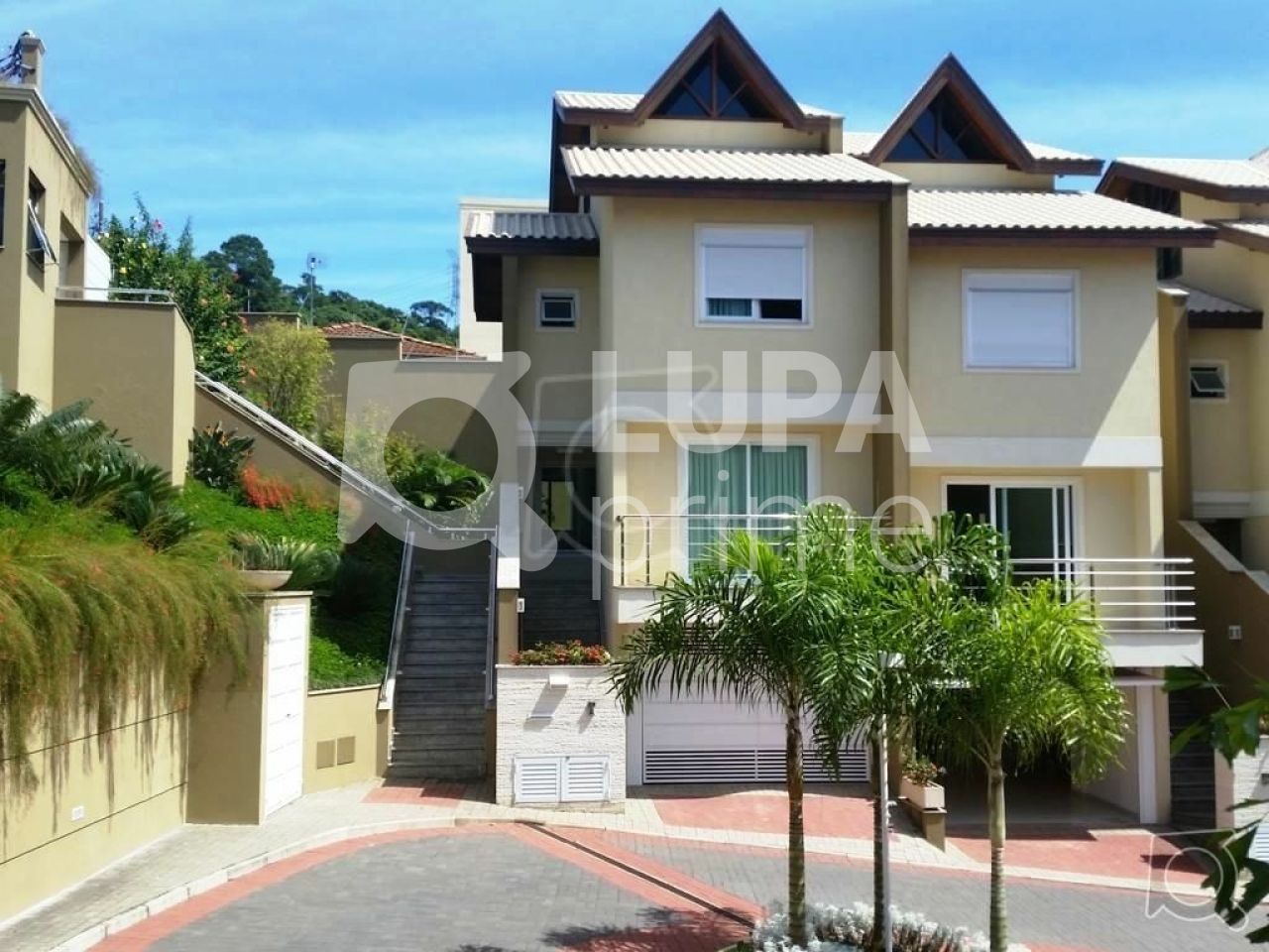 casa-assobradada-venda-sao-paulo-tremembe-4dormitorios-2suites-4vagas-280m2-LS28419