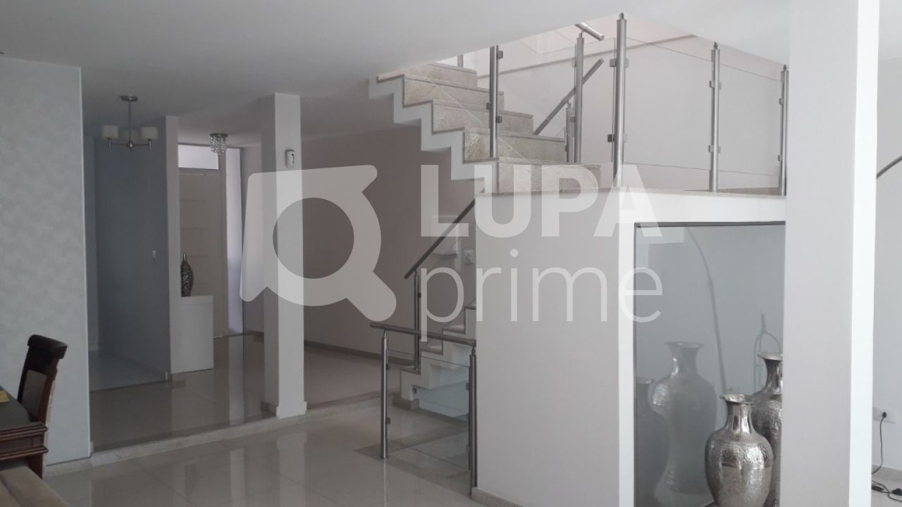 sobrado-venda-sao-paulo-barro-branco-3dormitorios-3suites-6vagas-361m2-LS28758