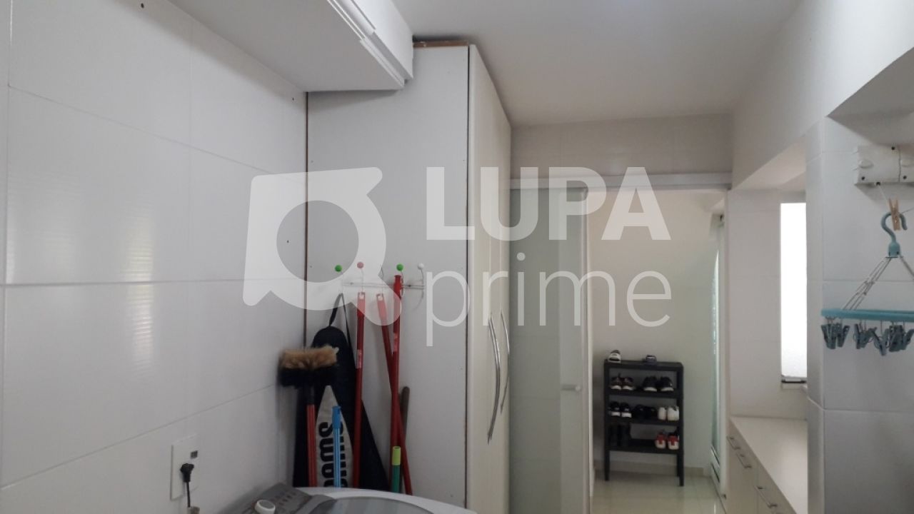 sobrado-venda-sao-paulo-barro-branco-3dormitorios-3suites-6vagas-361m2-LS28758