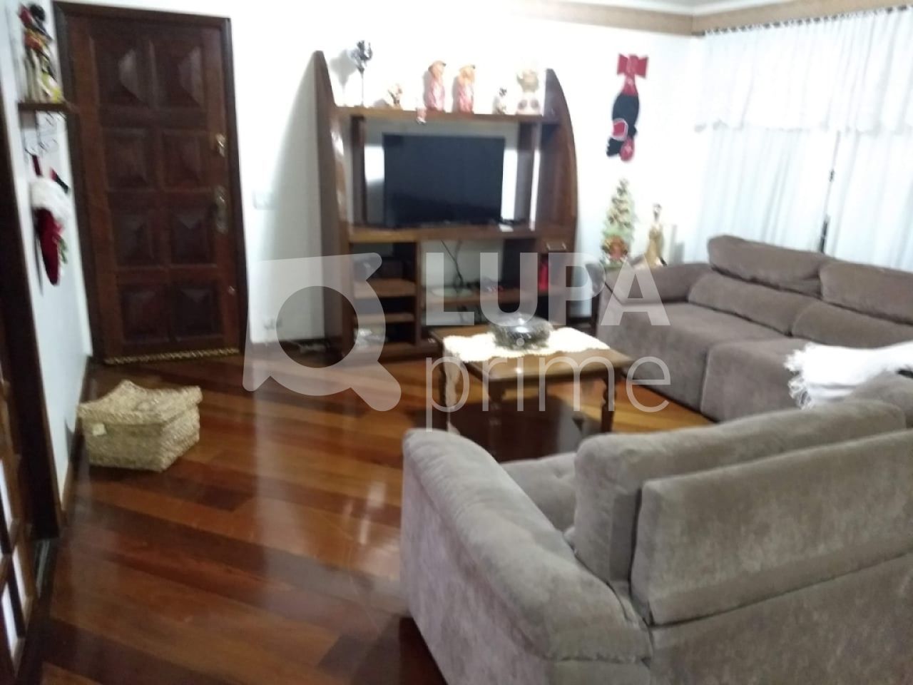 sobrado-venda-sao-paulo-agua-fria-3dormitorios-1suite-2vagas-250m2-LS28875