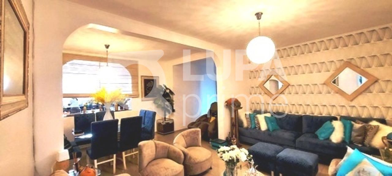 casa-terrea-venda-sao-paulo-moinho-velho-4dormitorios-3suites-2vagas-280m2-LS28881