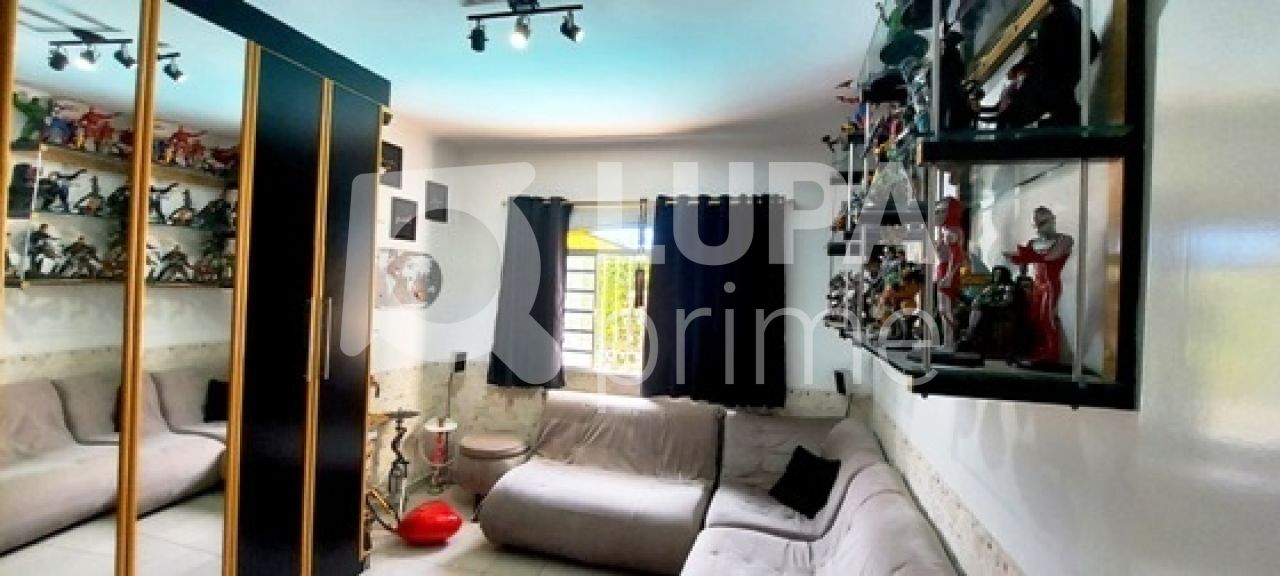 casa-terrea-venda-sao-paulo-moinho-velho-4dormitorios-3suites-2vagas-280m2-LS28881