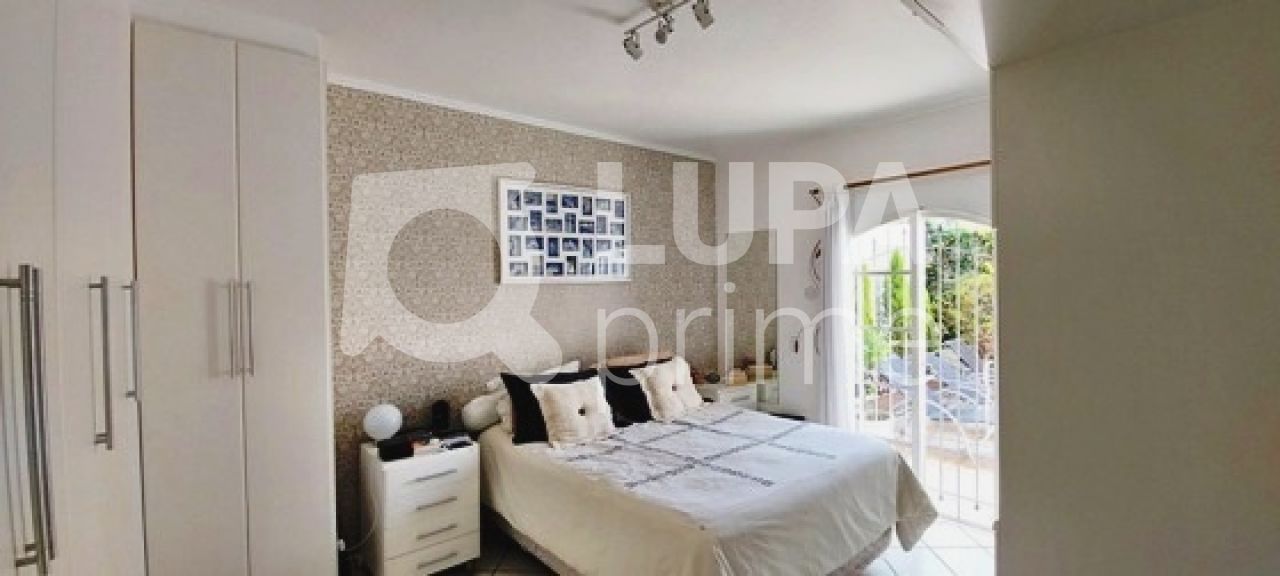 casa-terrea-venda-sao-paulo-moinho-velho-4dormitorios-3suites-2vagas-280m2-LS28881