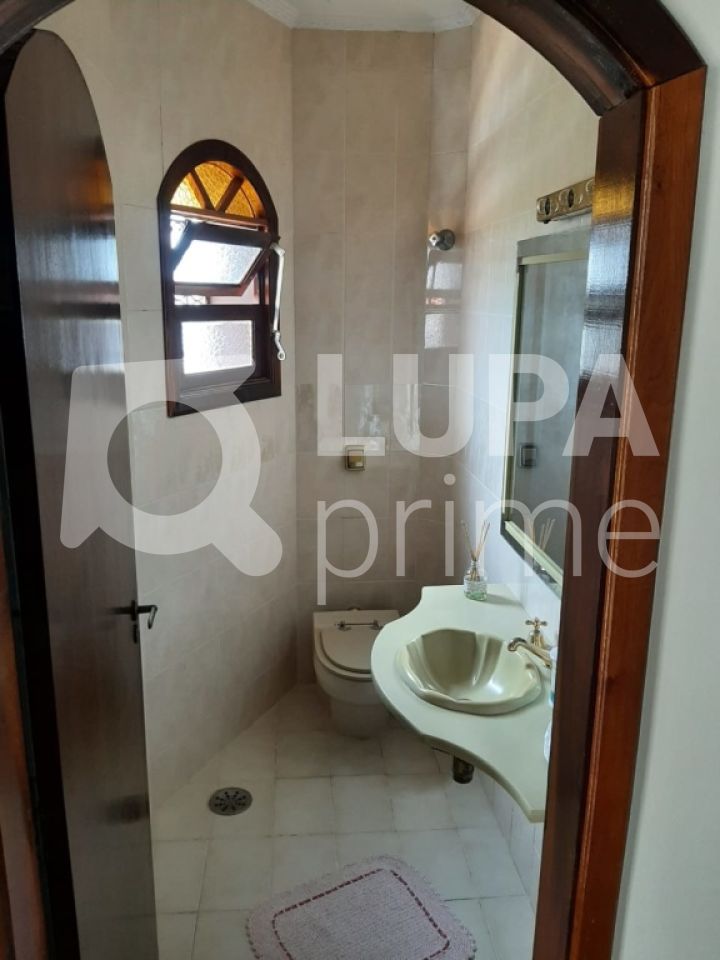 Casa, 3 quartos, 250 m² - Foto 14