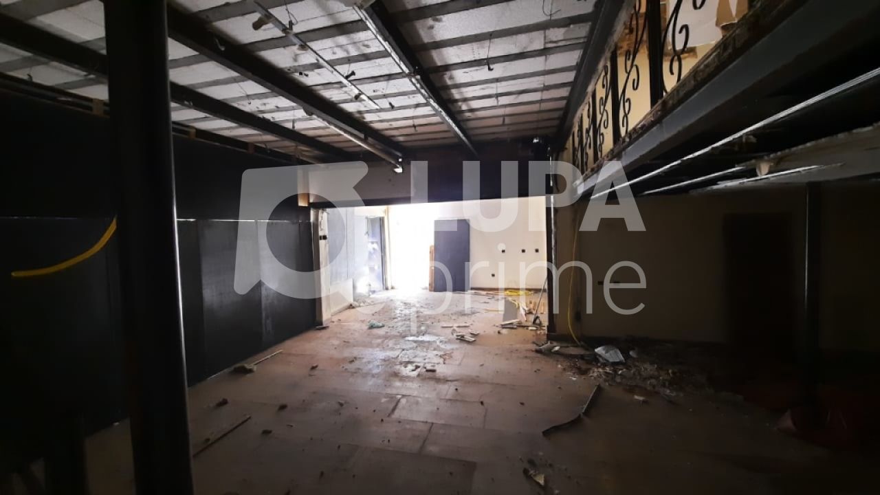 Prédio Inteiro à venda, 271m² - Foto 4
