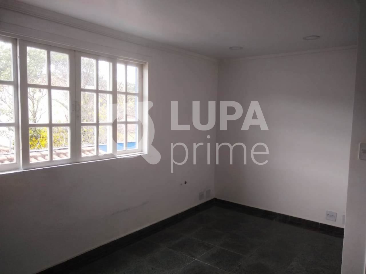 predio-venda-sao-paulo-tremembe-4vagas-200m2-LS29008