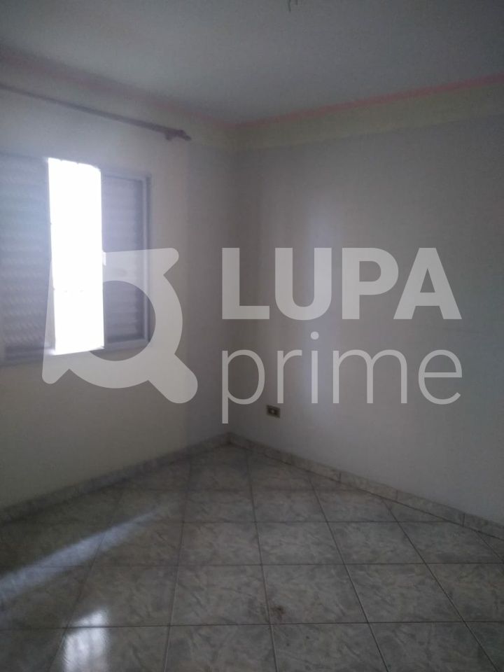 sobrado-venda-guarulhos-vila-maranduba-3dormitorios-3suites-2vagas-150m2-LS29080