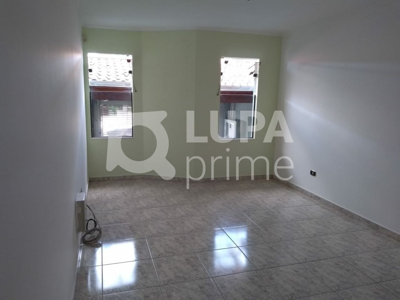 sobrado-venda-guarulhos-vila-maranduba-3dormitorios-3suites-2vagas-150m2-LS29080