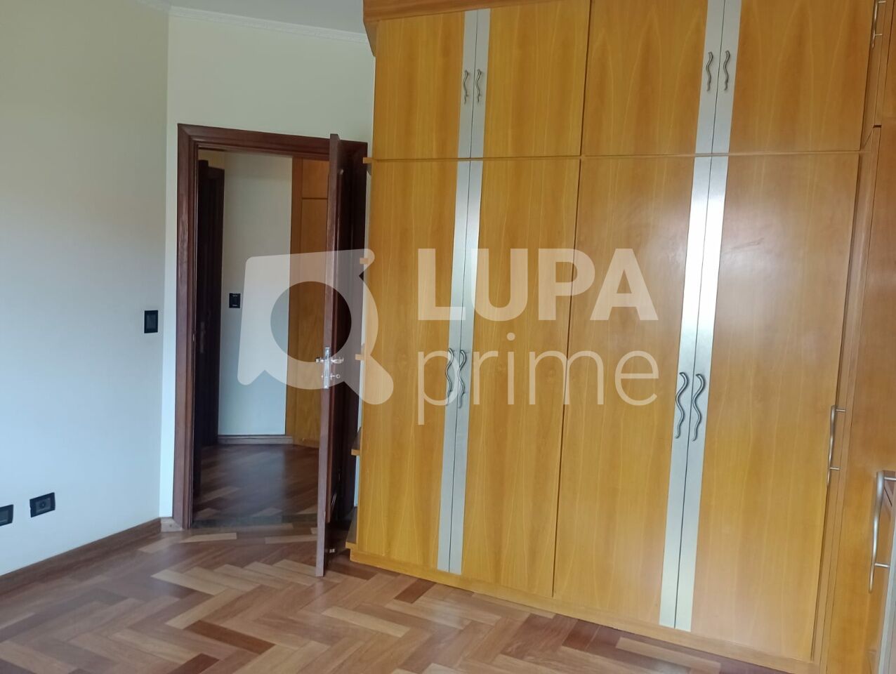 sobrado-locacao-sao-paulo-barro-branco-4dormitorios-4suites-8vagas-470m2-LS29432