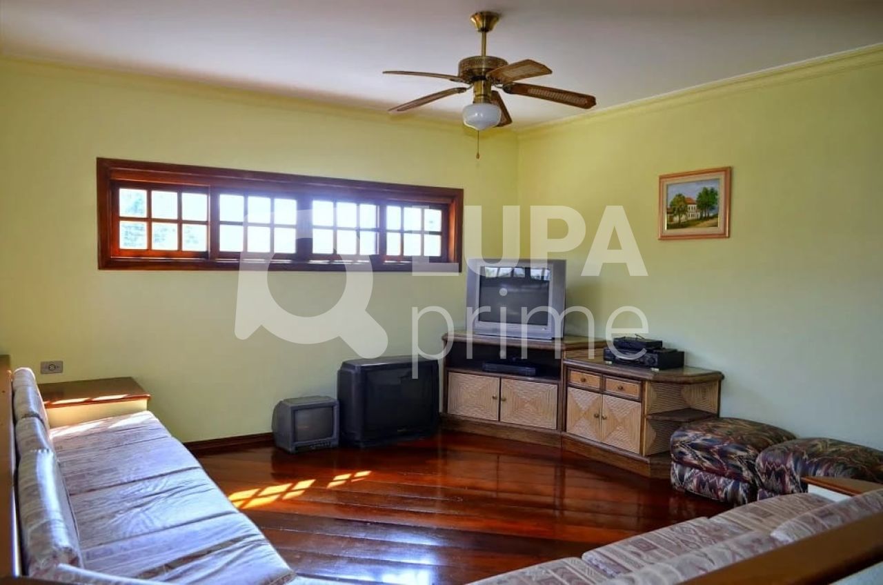 Casa de Condomínio à venda com 4 quartos, 491m² - Foto 4