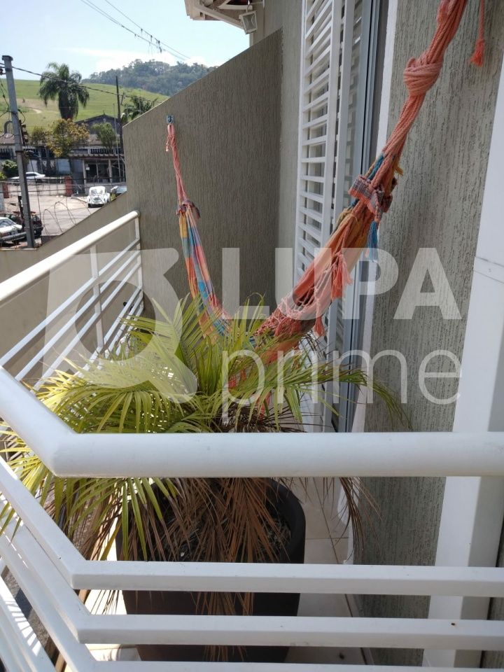 Casa à venda com 3 quartos, 130m² - Foto 3
