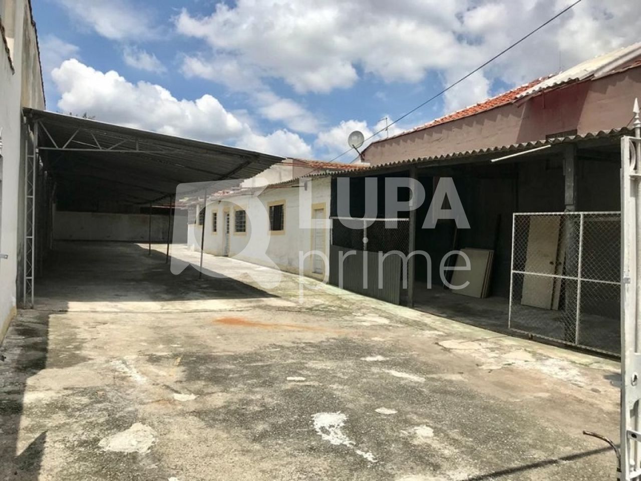 casa-comercial-locacao-sao-paulo-vila-ede-20vagas-80m2-LS30136
