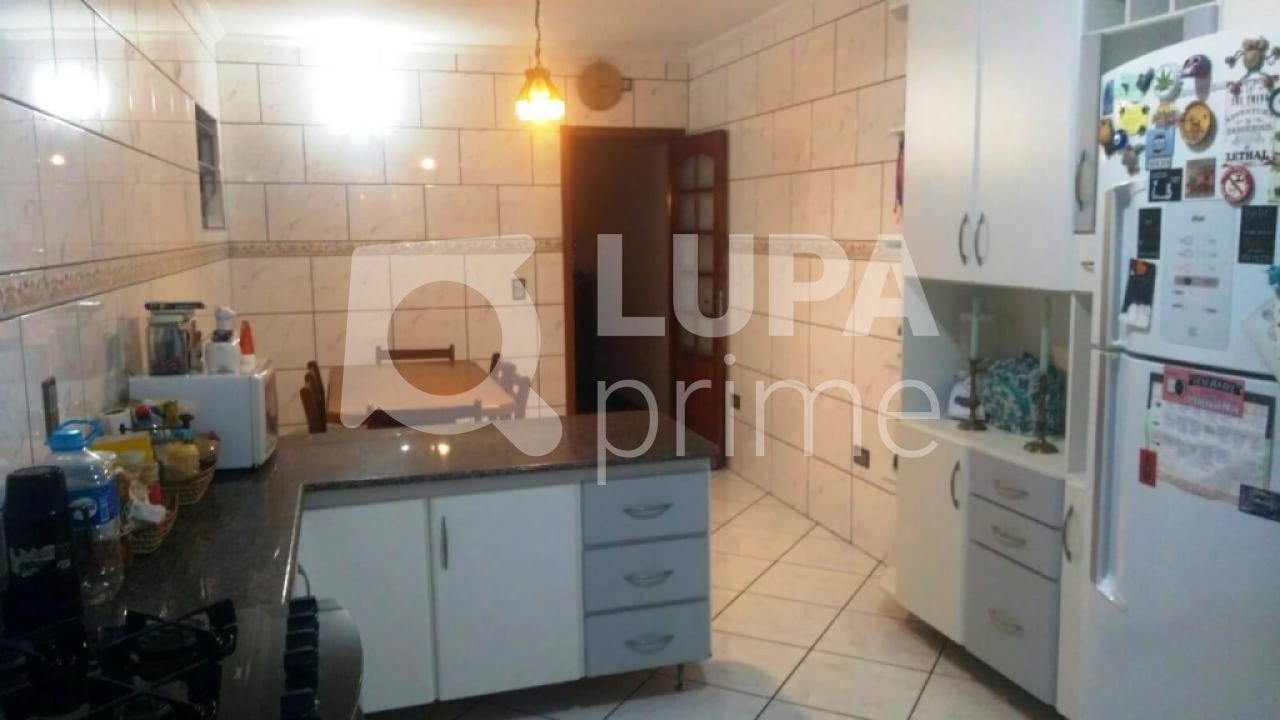 sobrado-venda-sao-paulo-santa-teresinha-3dormitorios-3vagas-243m2-LS30292