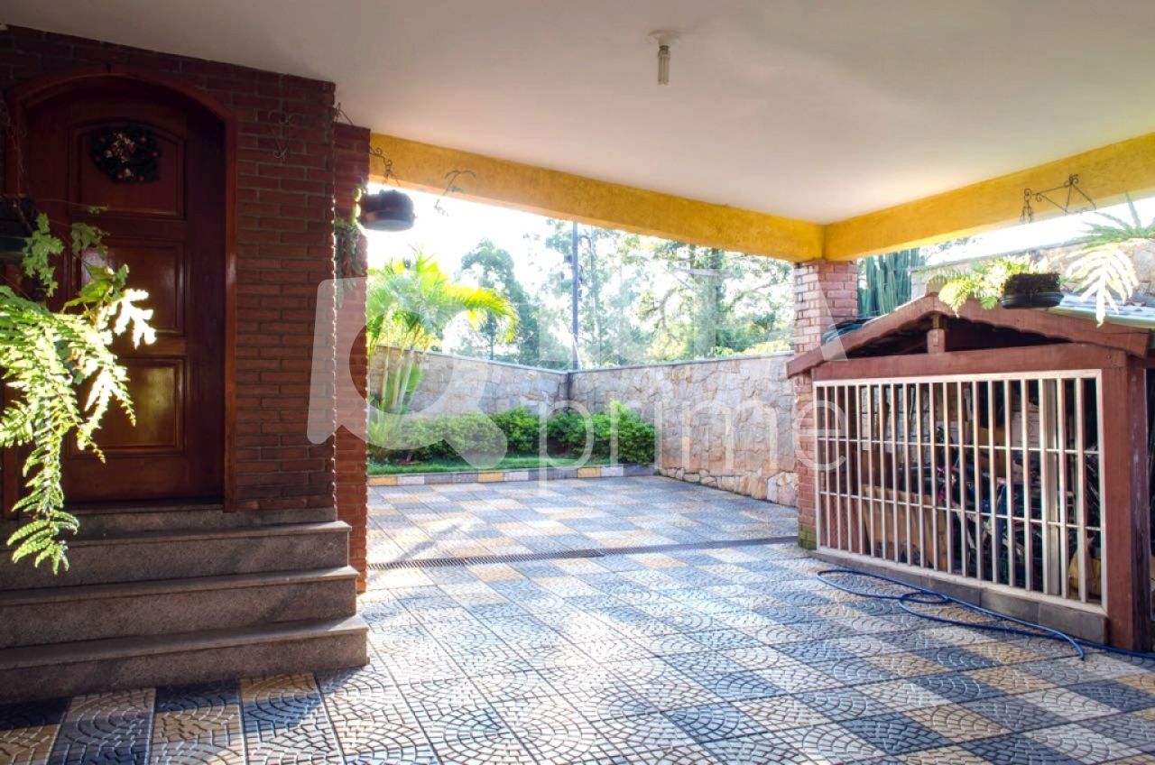 casa-terrea-venda-sao-paulo-vila-irmaos-arnoni-3dormitorios-3suites-5vagas-210m2-LS30393