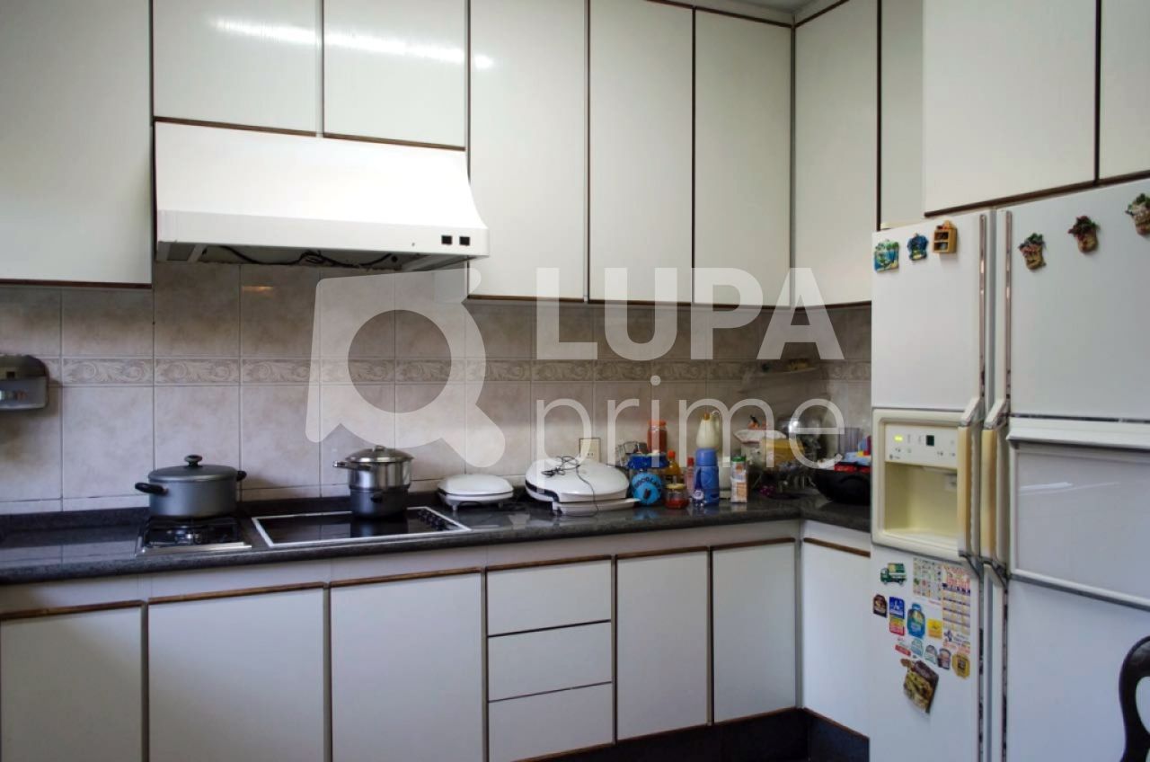 casa-terrea-venda-sao-paulo-vila-irmaos-arnoni-3dormitorios-3suites-5vagas-210m2-LS30393
