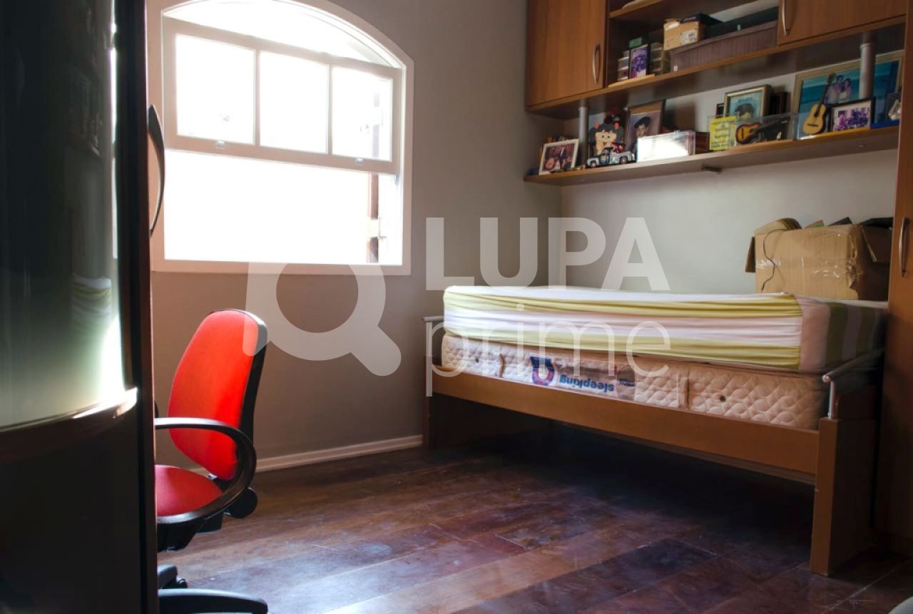 casa-terrea-venda-sao-paulo-vila-irmaos-arnoni-3dormitorios-3suites-5vagas-210m2-LS30393